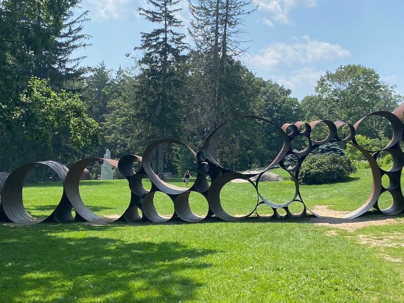 Thirty Acres Of Living, Changing Outdoor Art