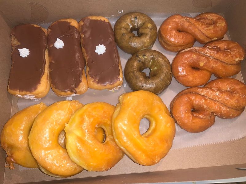 Golden Glaze Bakery & Deli