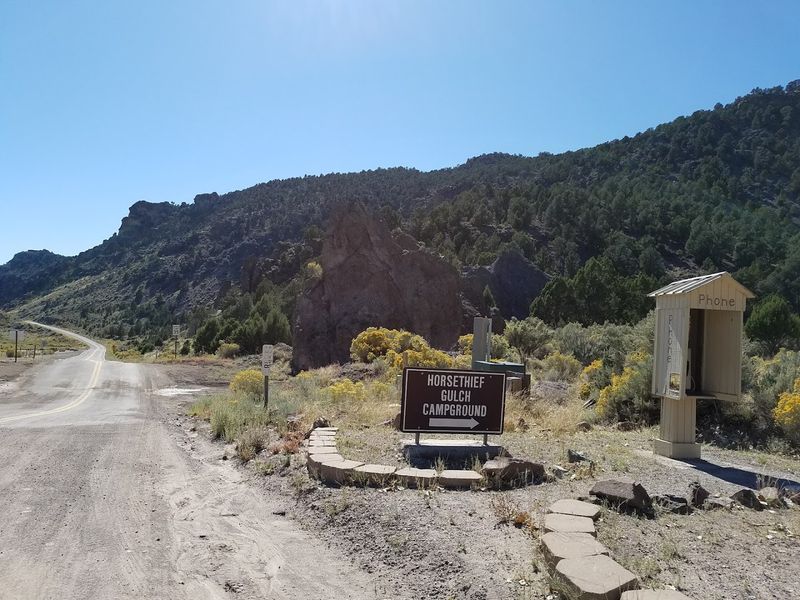 Horsethief Gulch Campground Keeps Visitors Close To The Water