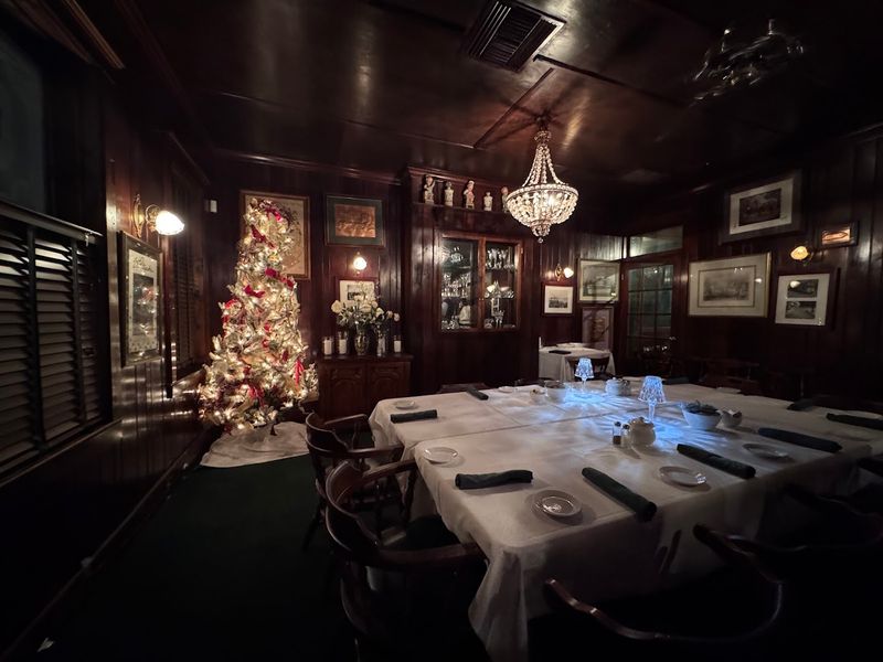 Timeless Atmosphere That Makes Dinner Feel Special
