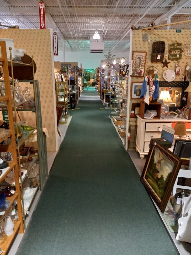 Heritage Square Antique Mall