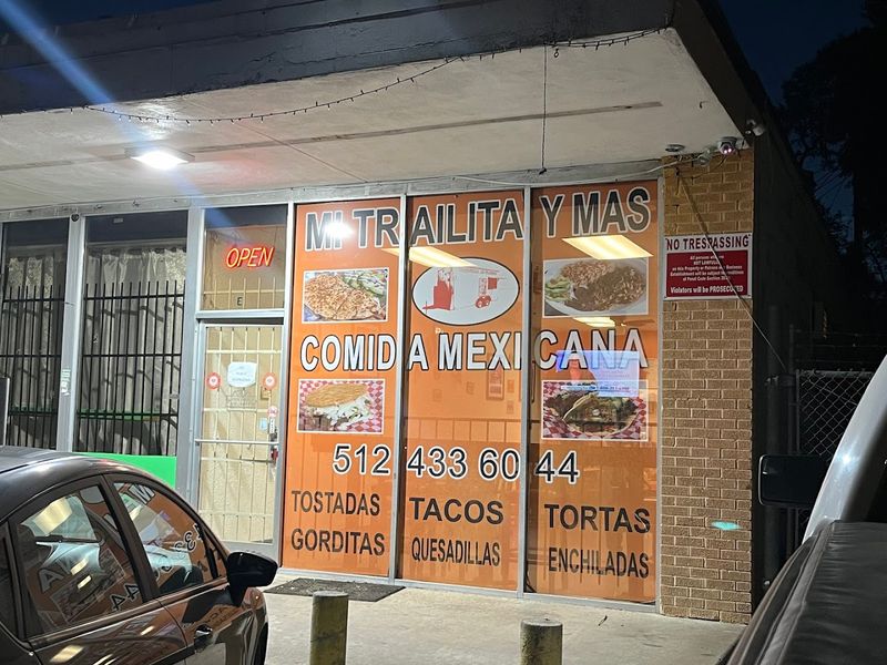Mi Trailita Y Mas
