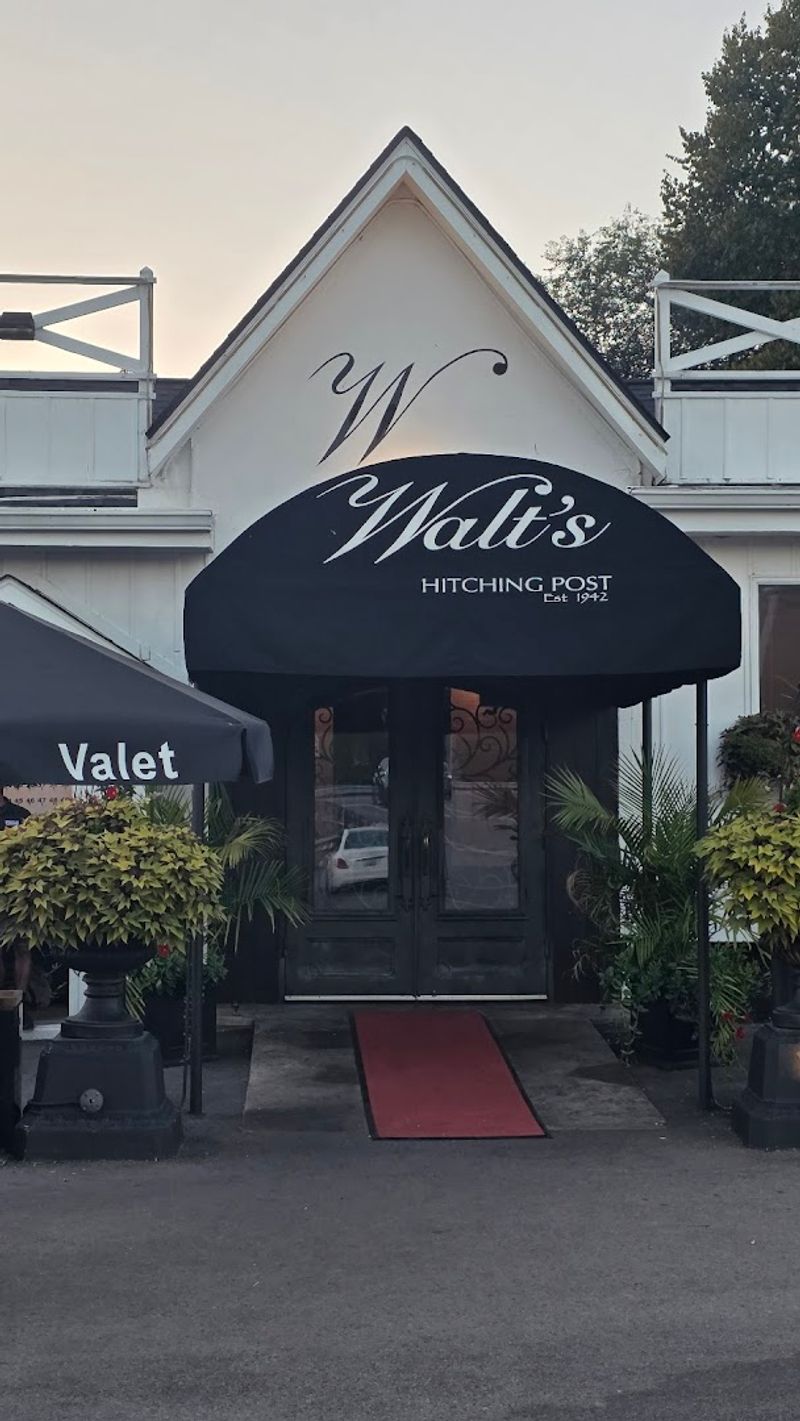 Walt's Hitching Post