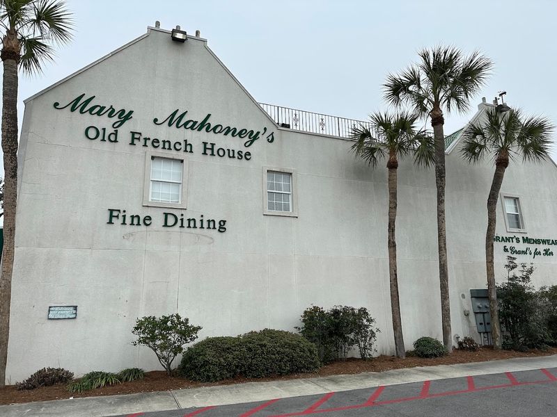Mary Mahoney's | Old French House