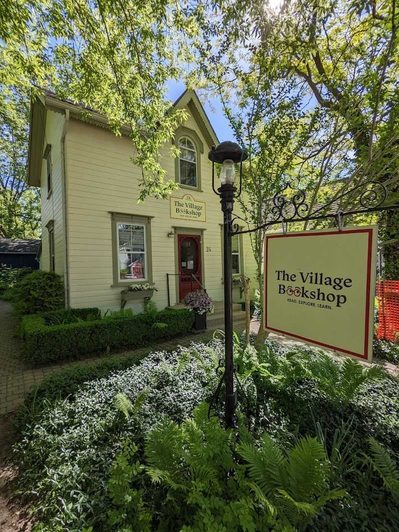 Voyageur Book Shop, Bayfield