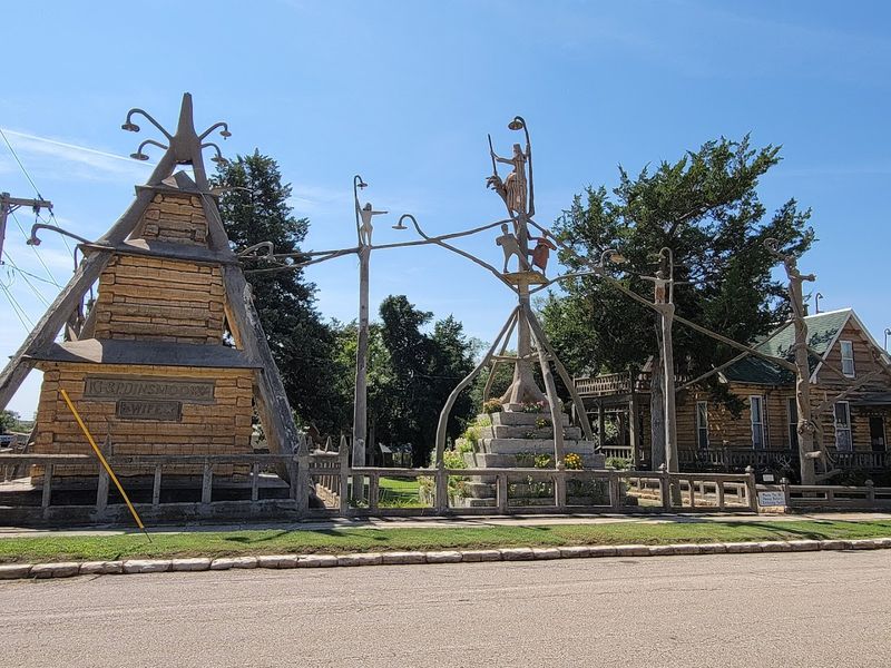 The Role Of Nature In Sculpture Displays