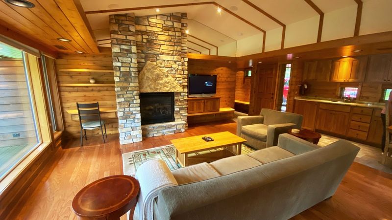 Fireplaces, Forest Views, And Quiet Mornings