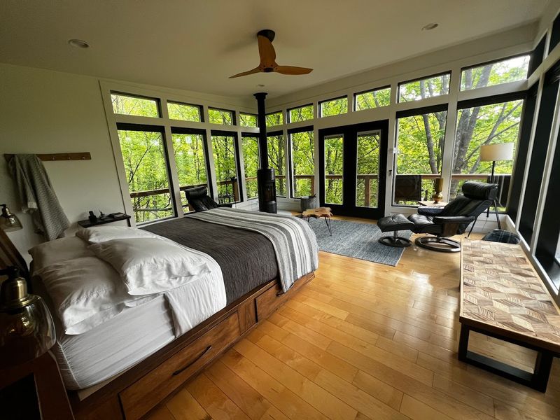 Inside The Cabins That Feel Far From Ordinary