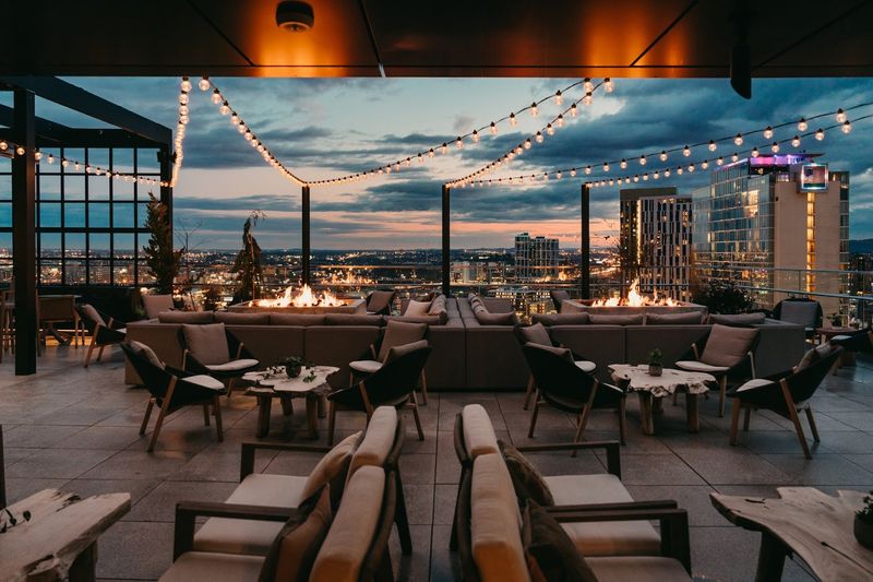 Dine Under The Stars On A 19th Floor Rooftop At Harriet's Nashville