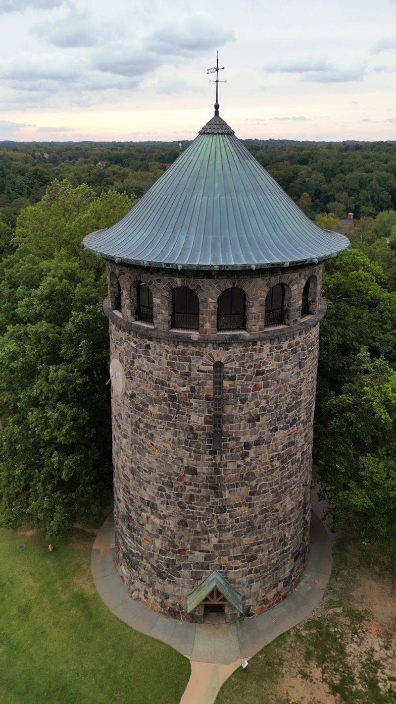 Wilmington Lookout Drive