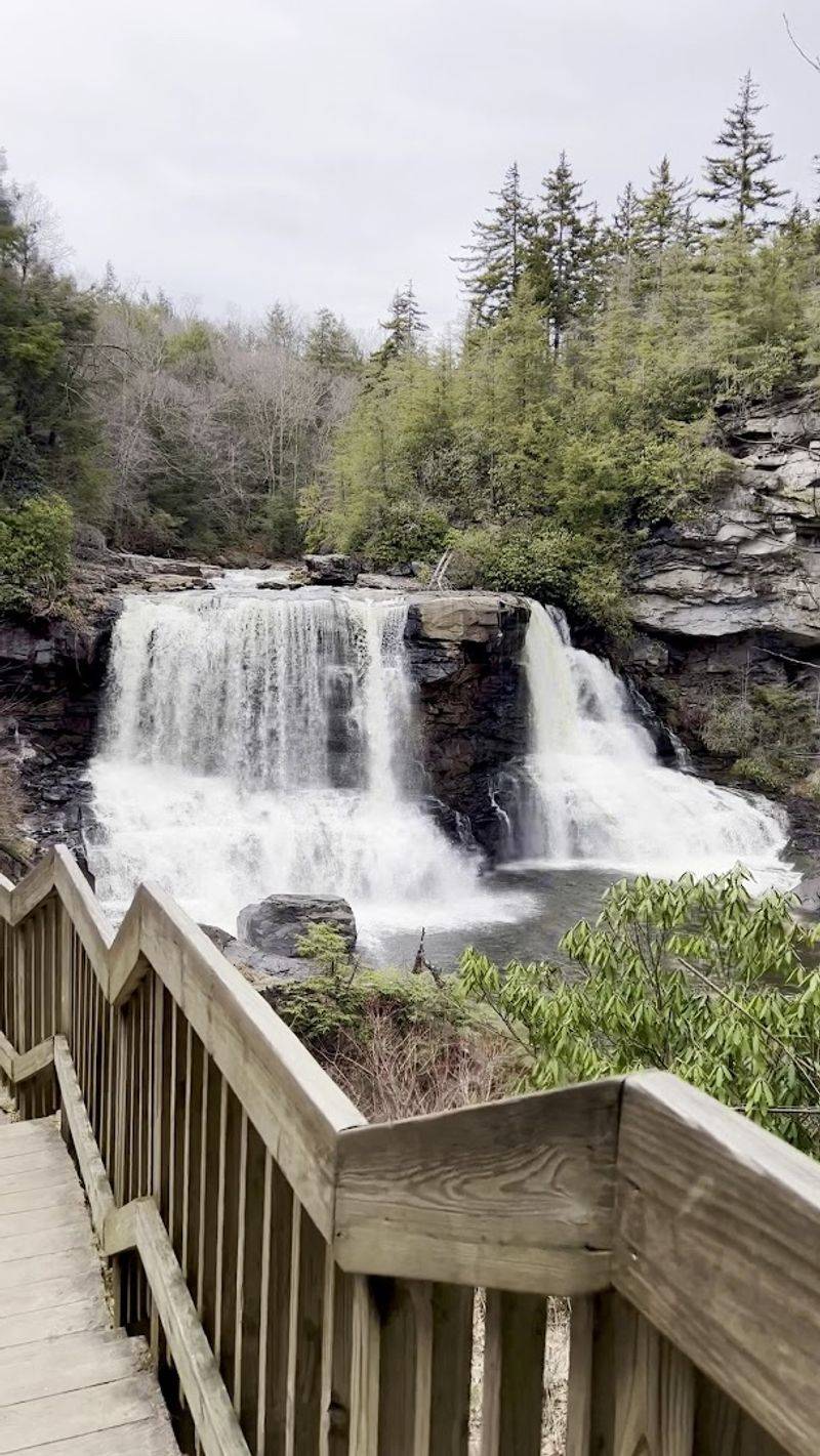 Photography Techniques To Capture Waterfall Beauty