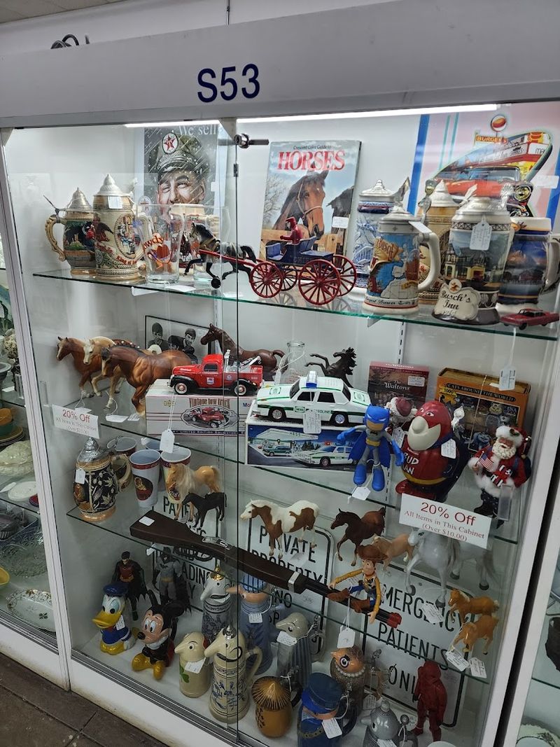 Vintage Toys And Lunchboxes That Bring Memories Rushing Back