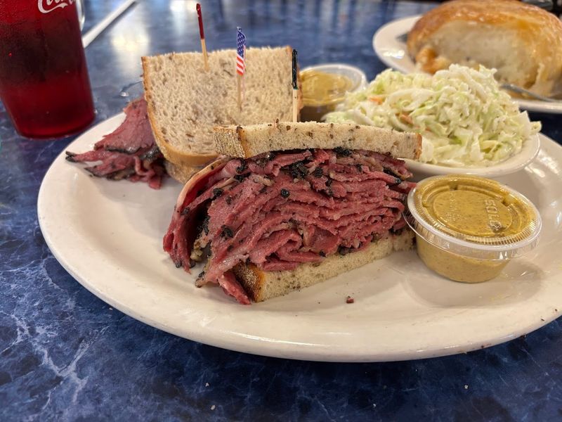 A Pastrami Sandwich Worth Every Bit Of The Hype