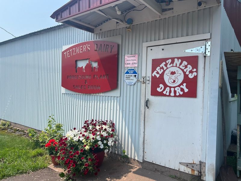 Tetzner Dairy, Washburn