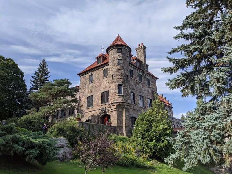Guided Tours And Educational Opportunities