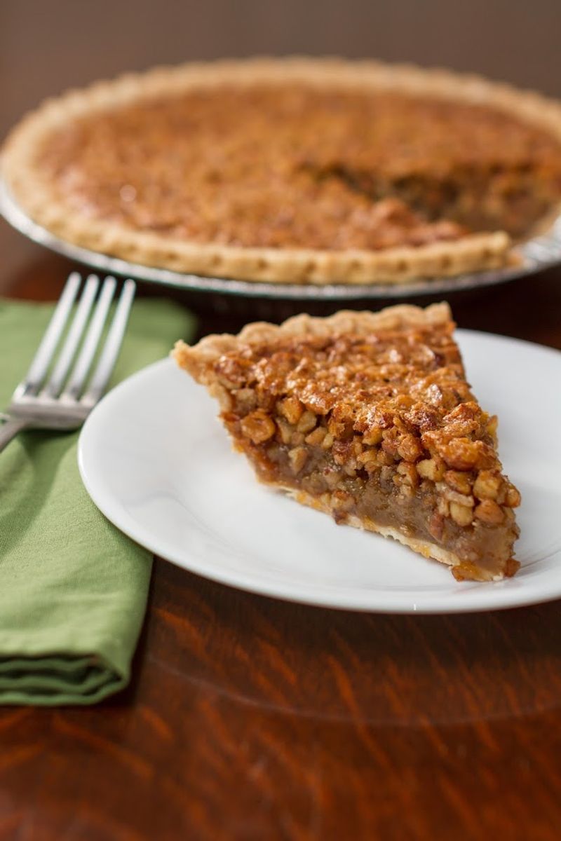Tips For Serving Peach Cobbler With Accompaniments