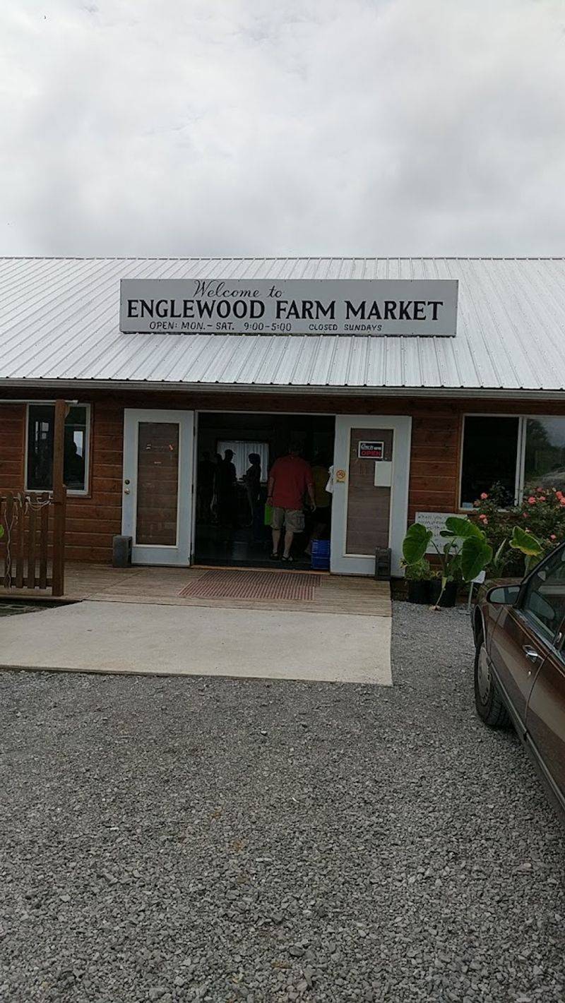Dress Code And Community Respect At The Market