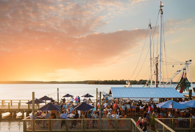 Hudson's Seafood House On The Docks