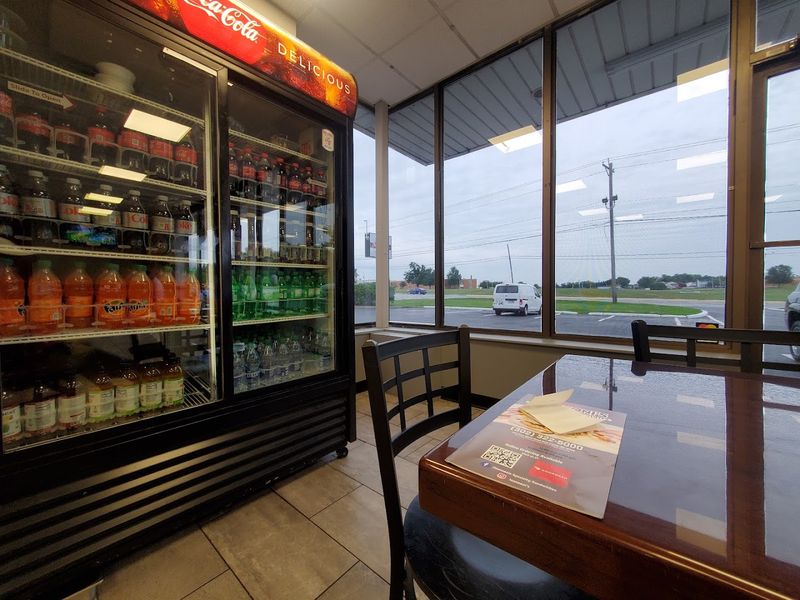 What The Experience Of Eating Here Actually Feels Like