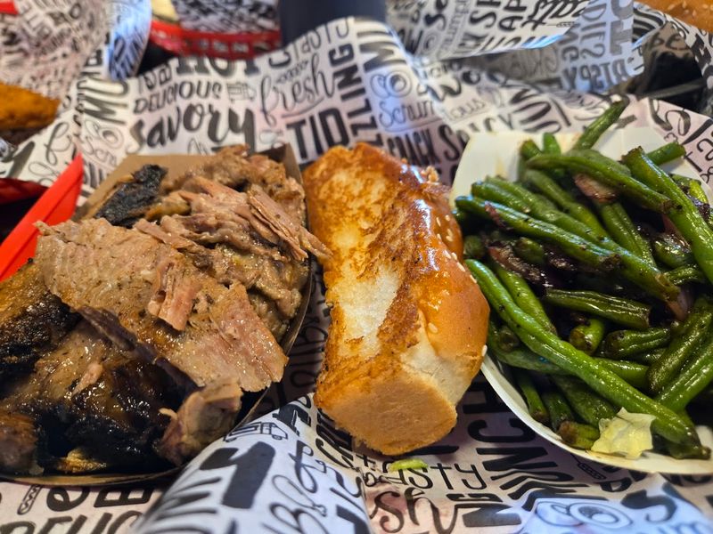Why This Spot Makes A Missouri Detour Delicious