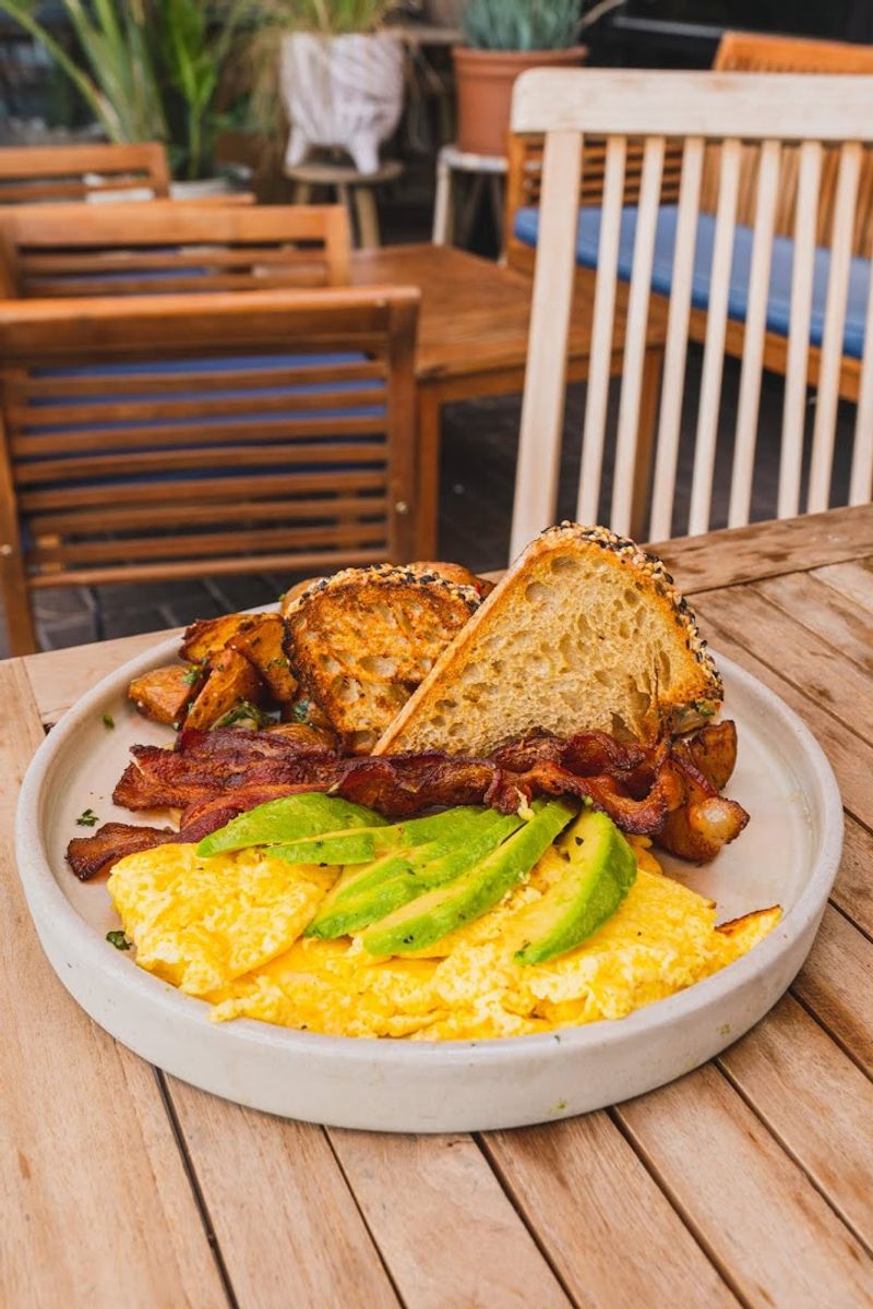 Breakfast Plates Make It An All-Day Stop