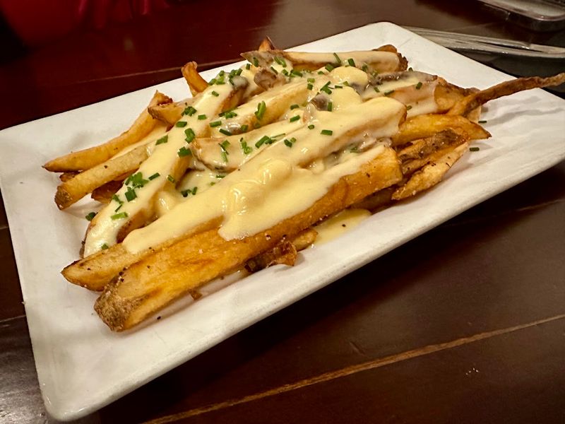 Small Plates That Punch Well Above Their Weight