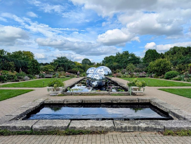 The Sunken Garden Is One Of The Prettiest Photo Spots