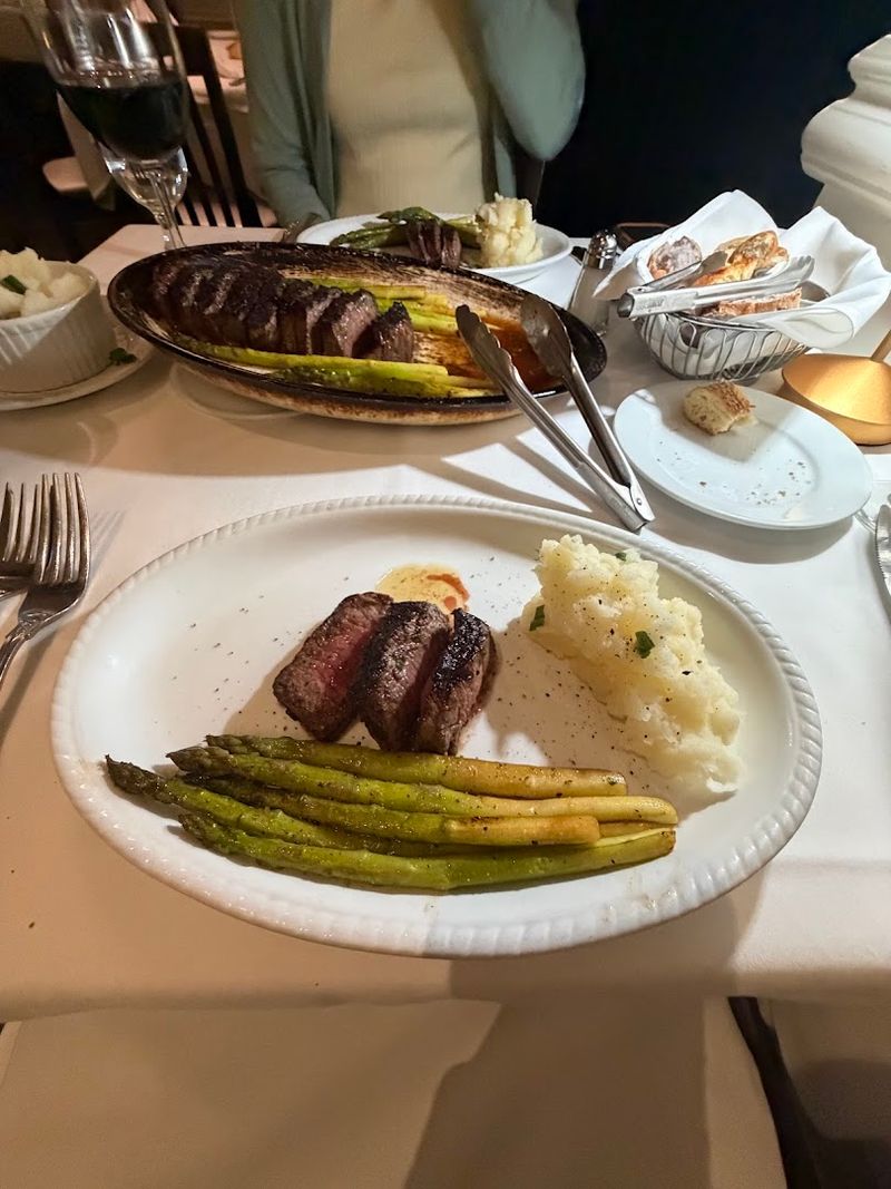 Why Vintage Prime Steakhouse Belongs On Your List