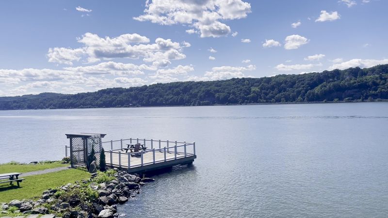 Quiet Cove Riverfront Park