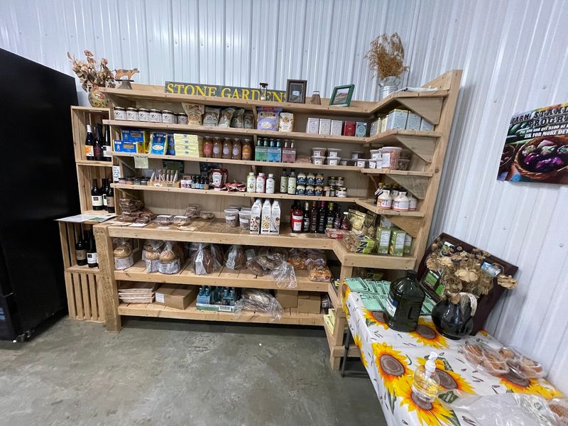 Stone Gardens Farm Market