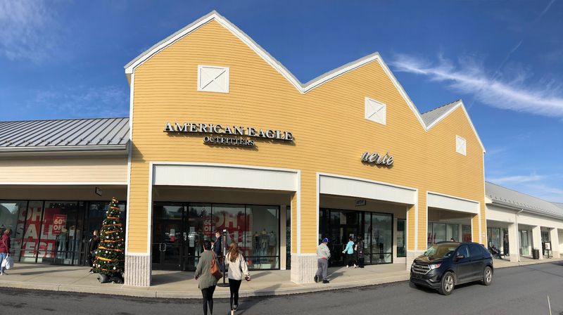 Tanger Outlets Lancaster