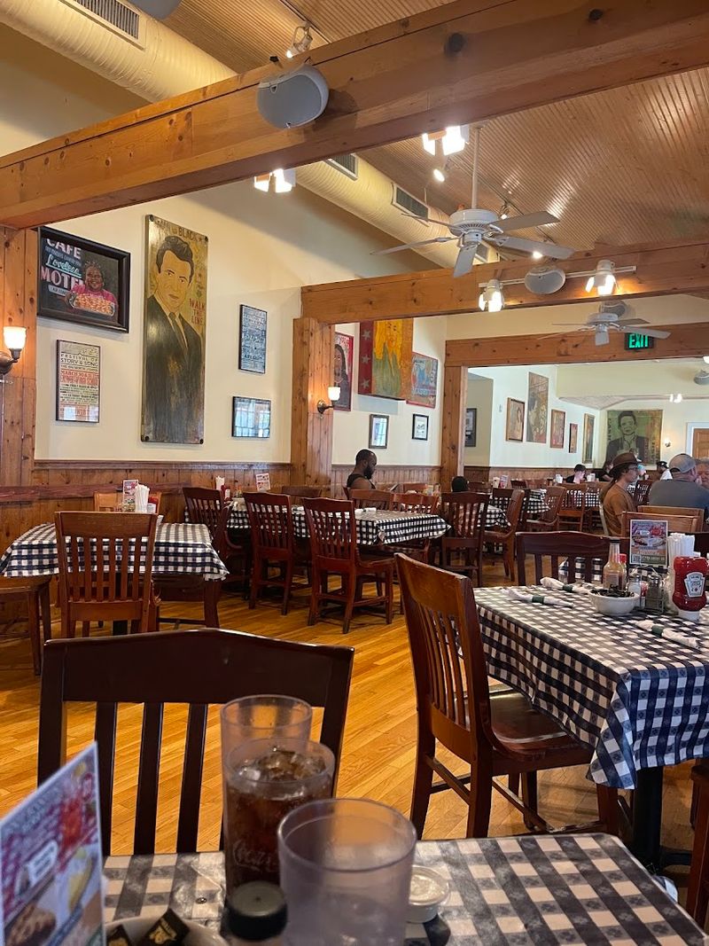 The Loveless Cafe