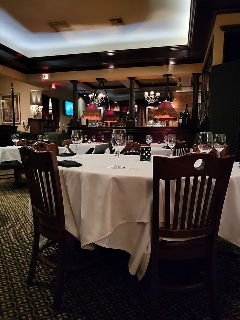 Service That Matches The Quality On The Plate