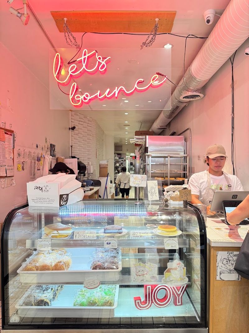 Keki Modern Cakes And The Story Behind The Bounce