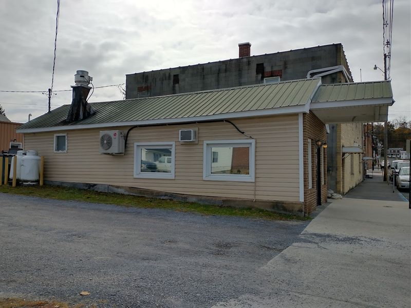 A Diner So Small It Feels Personal