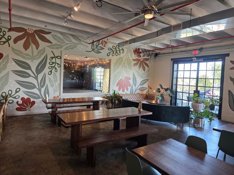 August Sage Cafe, Columbia