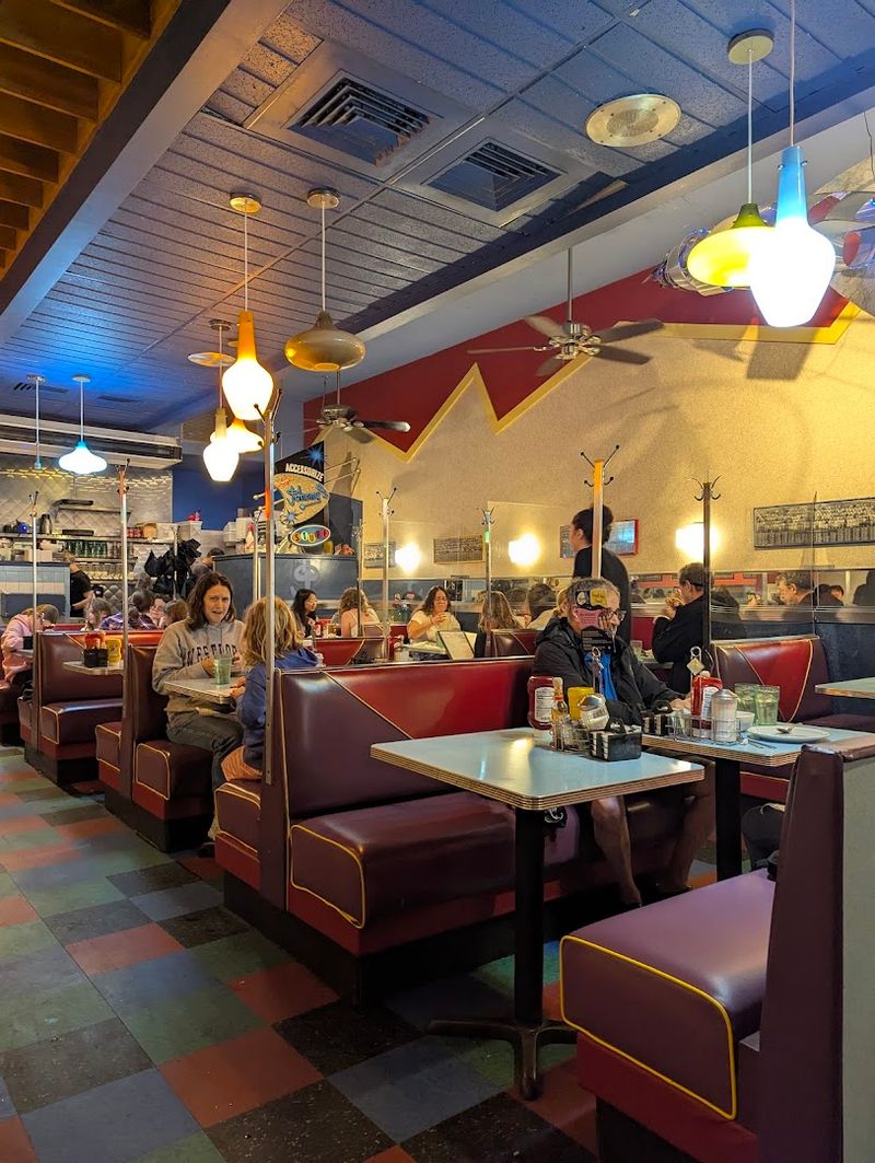 Service Rhythm And What To Expect During Your Visit