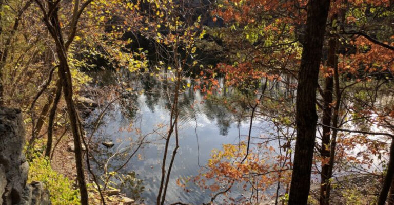 The Crystal-Clear Lake Waiting Inside This Tennessee State Park Will Take Your Breath Away
