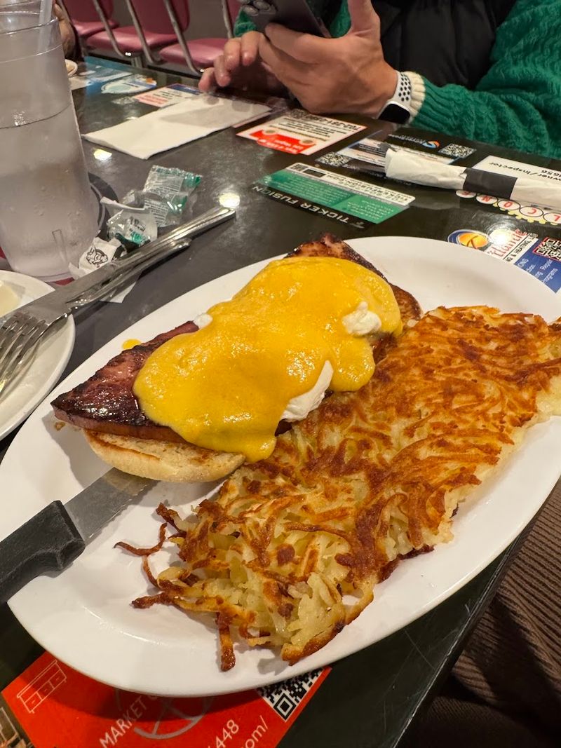 Creamy Hollandaise Brings The Dish Together