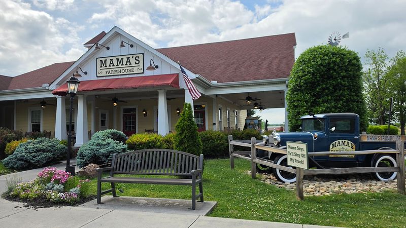 Mama's Farmhouse, Pigeon Forge