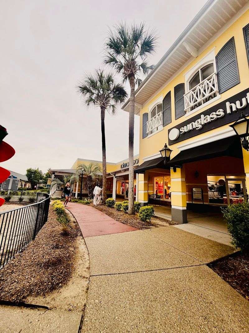 A Bargain Hunter's Paradise Worth Every Mile