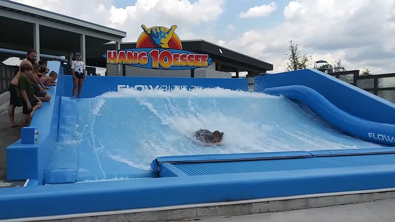 Hang 10essee FlowRider
