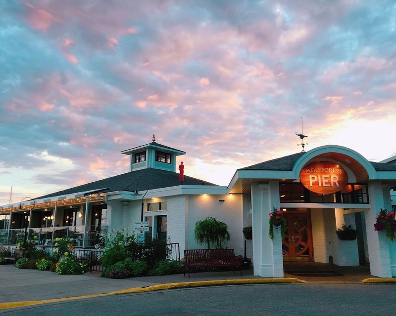 Pier Restaurant