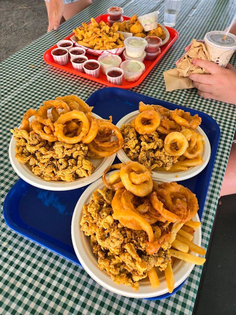 Whole-Bellied Fried Clams That Earned A National Reputation