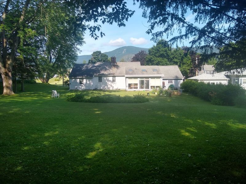 Housing Costs That Actually Make Sense For Retirees