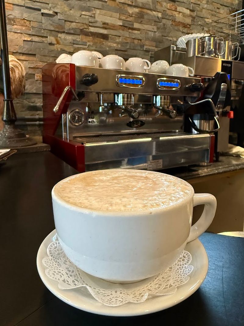 Coffee And Drinks That Complement Every Bite