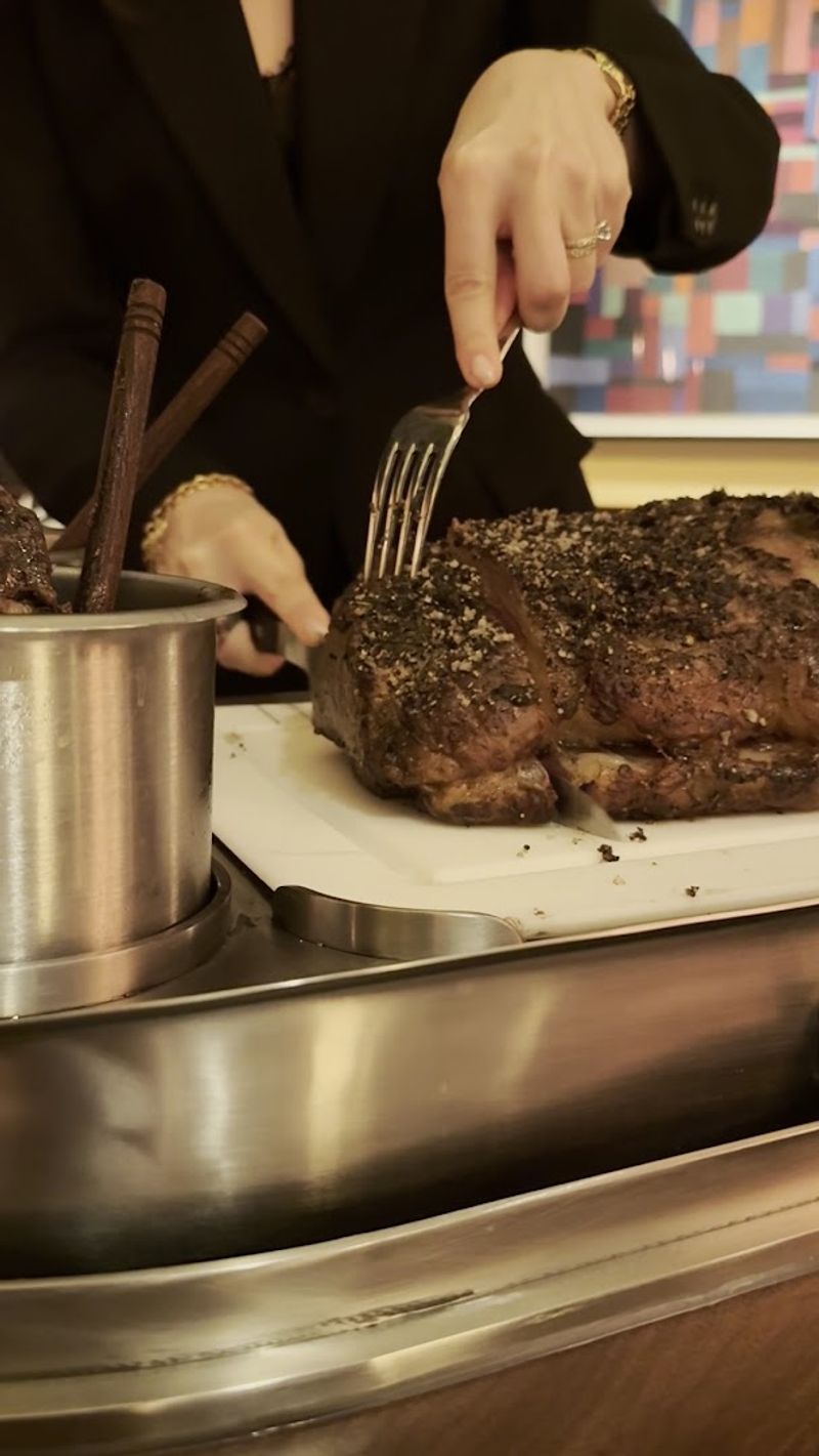 Prime Rib Is The Reason The Popover Exists