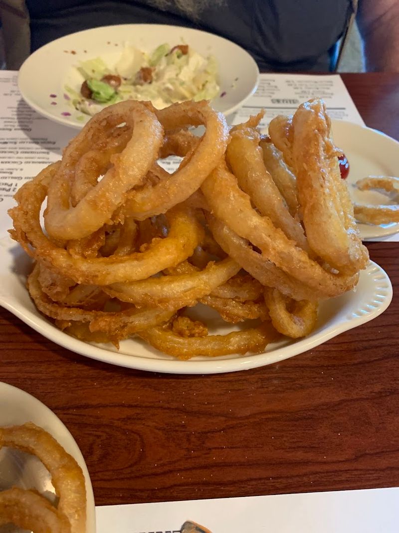 Onion Rings That Deserve Their Own Fan Club