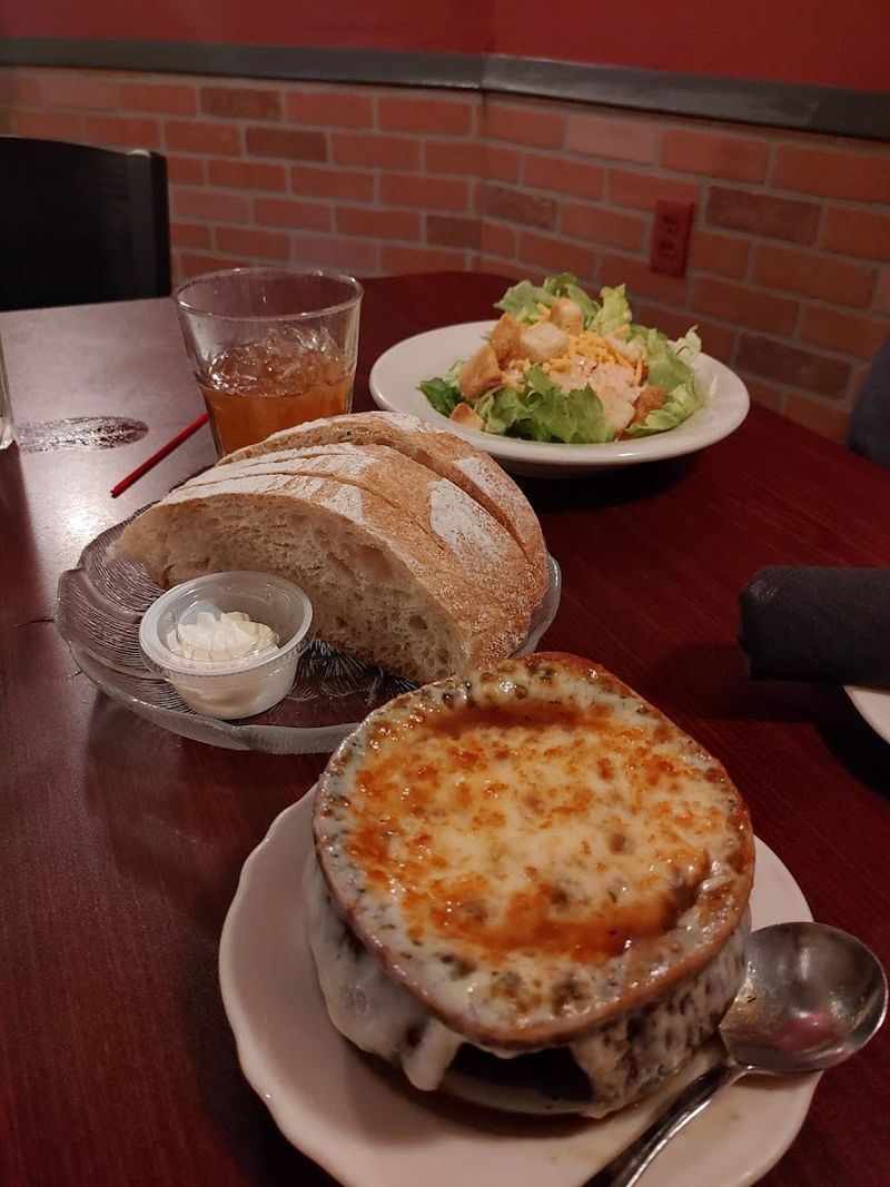 Friday, Saturday, And Sunday Lunch Make It More Than A Dinner-Only Stop