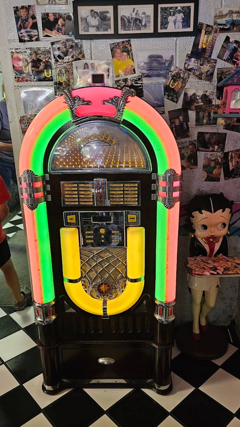 The Jukebox And Music Vibe That Sets The Mood